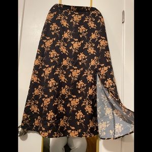 Boho Women’s Midi Skirt w/ Slit